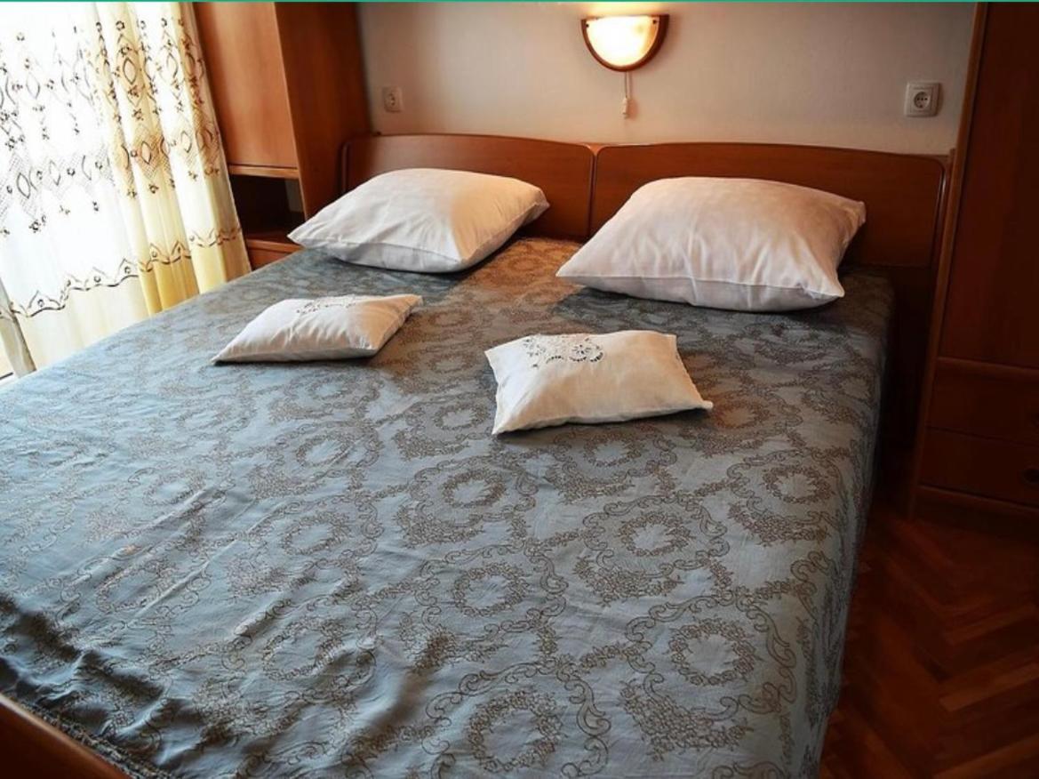 Apartment Eufemija-Rab Kampor Luaran gambar